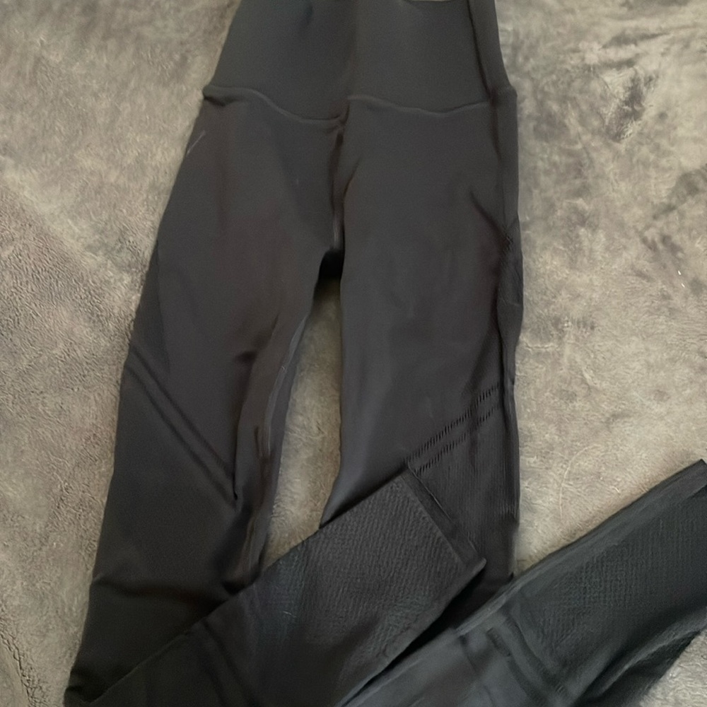 Scupltaknit black fabletics leggings